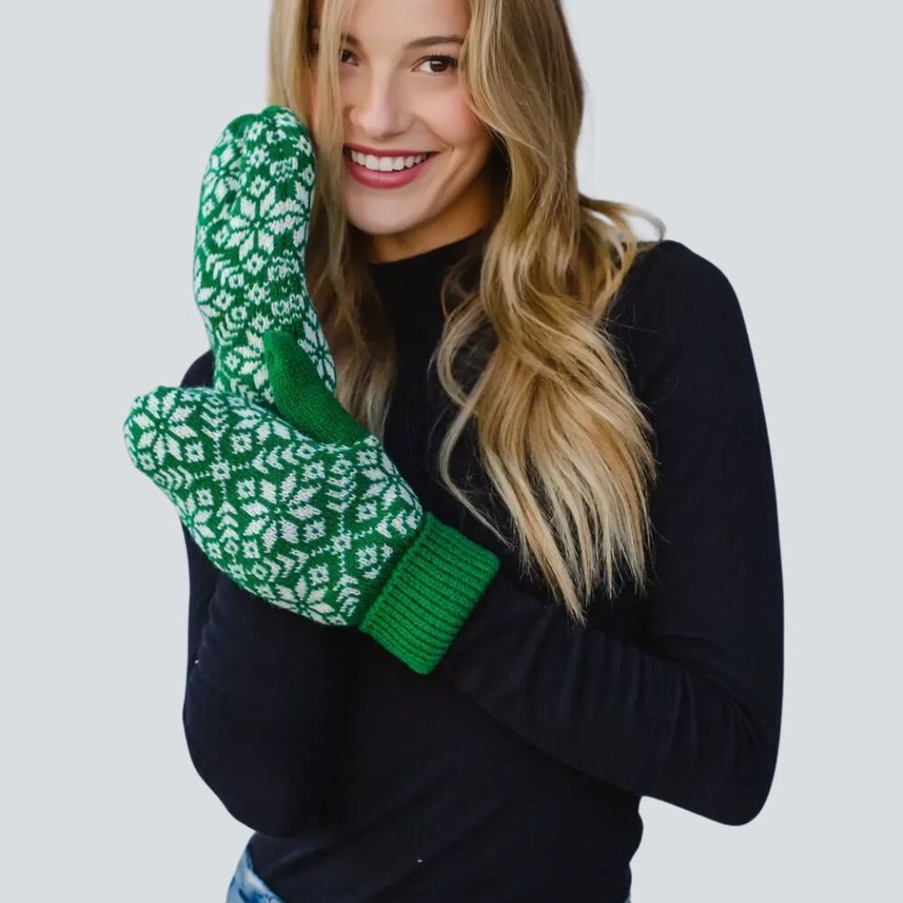 PANACHE Green & White Snowflake Knit Fleece Lined Mittens